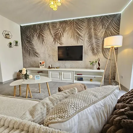 Am Stadtpark, 3 Schlafzimmer, Wozi Mit Bett Und Schalfsofa,businesswohnung, Monteurezimmer
