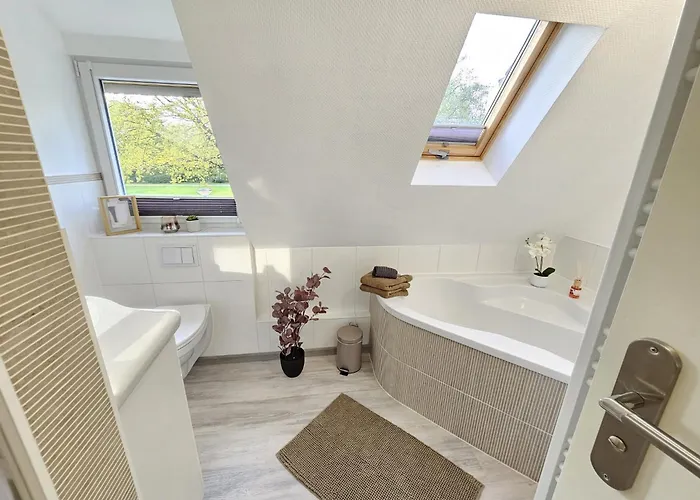 Am Stadtpark, 3 Schlafzimmer, Wozi Mit Bett Und Schalfsofa,businesswohnung, Monteurezimmer Casa vacanze