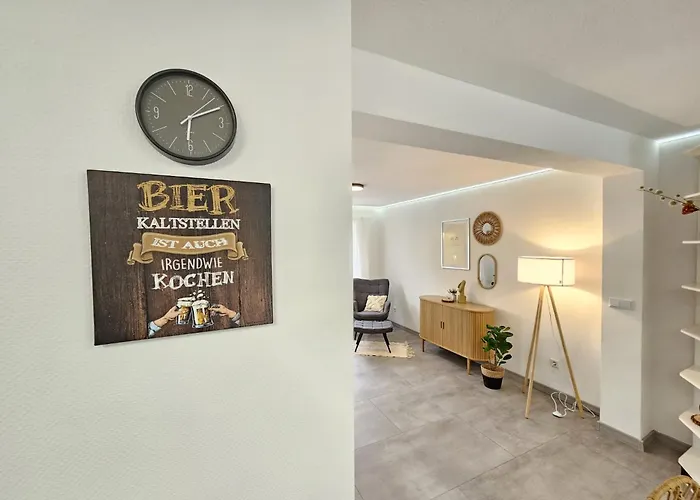 Am Stadtpark, 3 Schlafzimmer, Wozi Mit Bett Und Schalfsofa,businesswohnung, Monteurezimmer *