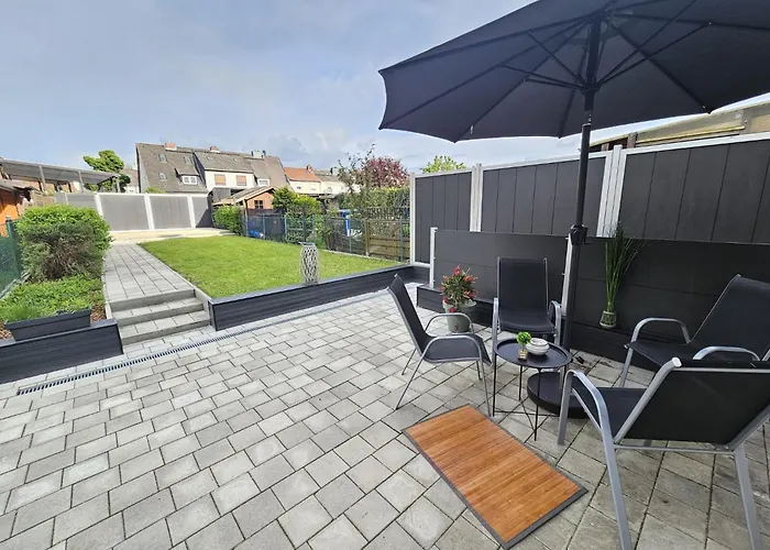 Am Stadtpark, 3 Schlafzimmer, Wozi Mit Bett Und Schalfsofa,businesswohnung, Monteurezimmer